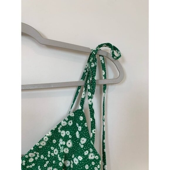 NWOT Shein Ditsy Floral Surplice Cami Top - Picture 4 of 8